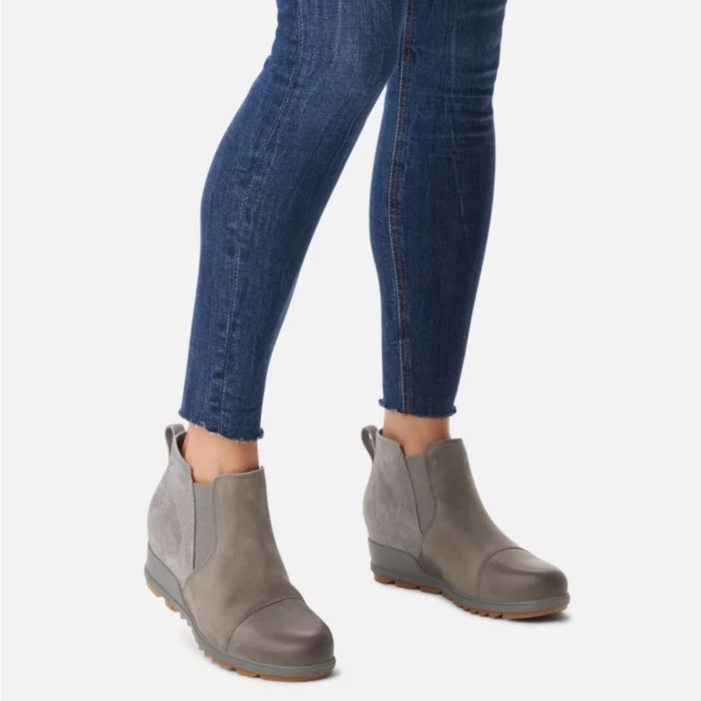 Sorel Evie Suede Pull-On Bootie